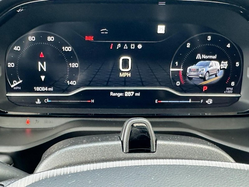 GMC Yukon Vehicle Image 25