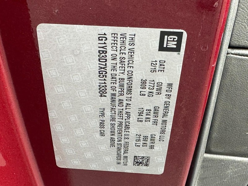 Chevrolet Corvette Vehicle Full-screen Gallery Image 21