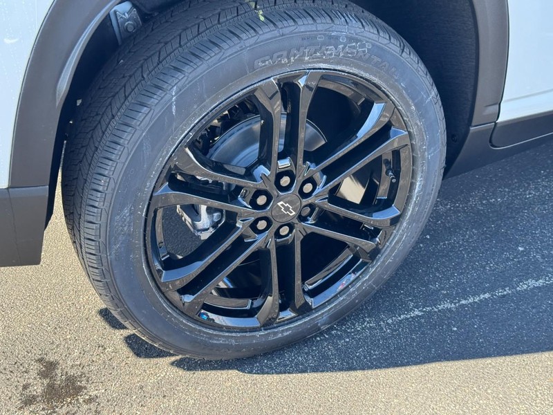 Chevrolet Traverse Vehicle Image 05