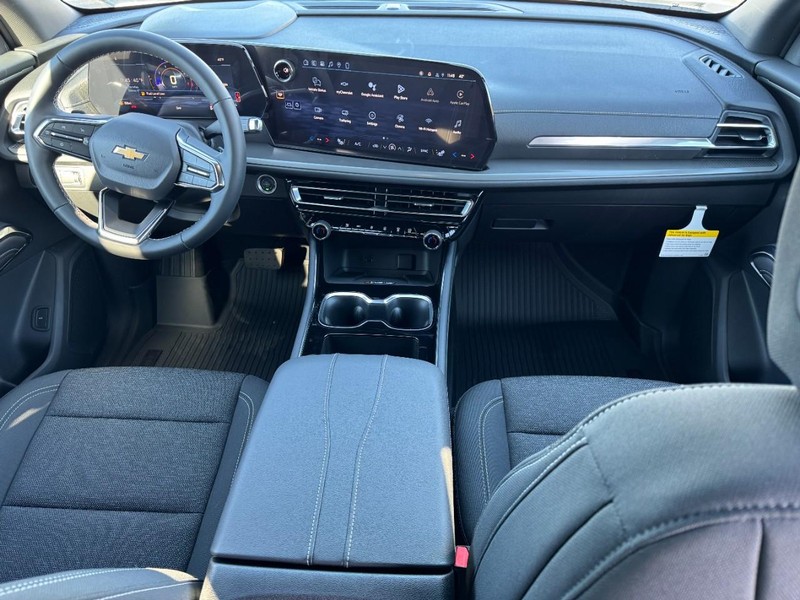 Chevrolet Traverse Vehicle Image 08