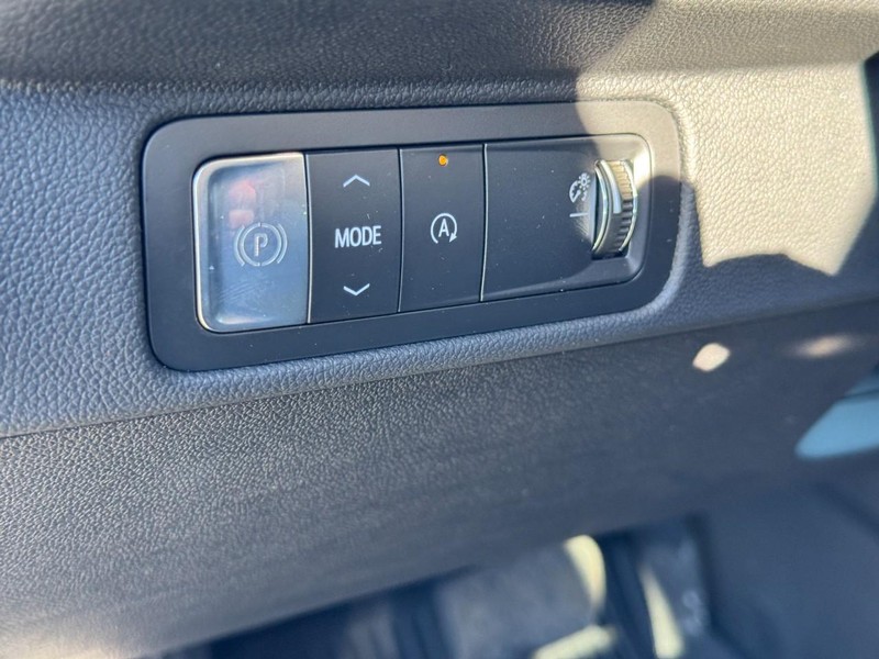 Chevrolet Traverse Vehicle Image 15