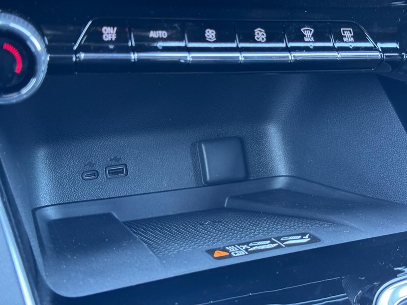 Chevrolet Traverse Vehicle Image 18