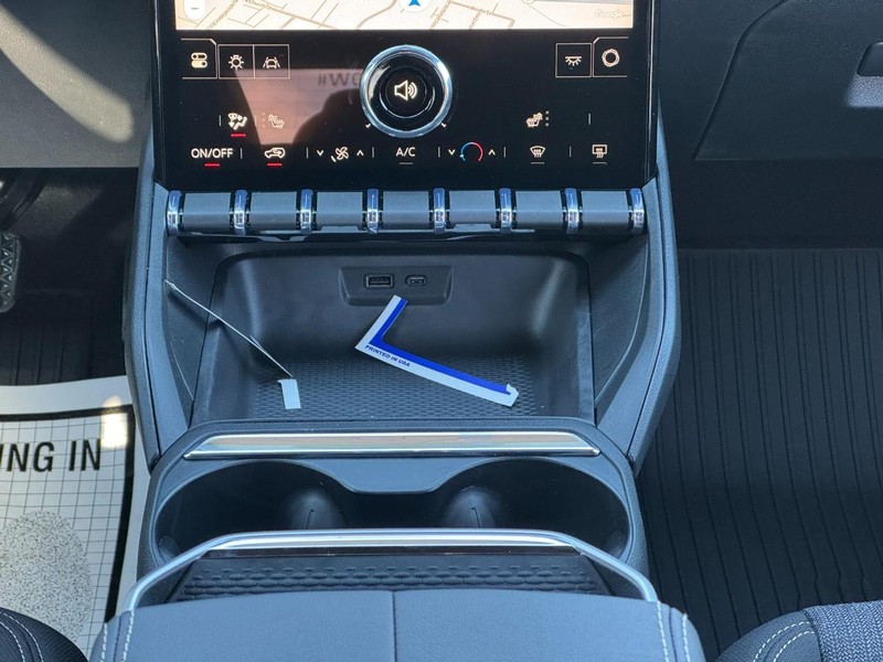 GMC Terrain Vehicle Image 10