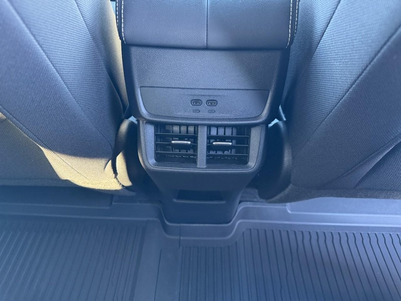 GMC Terrain Vehicle Image 11