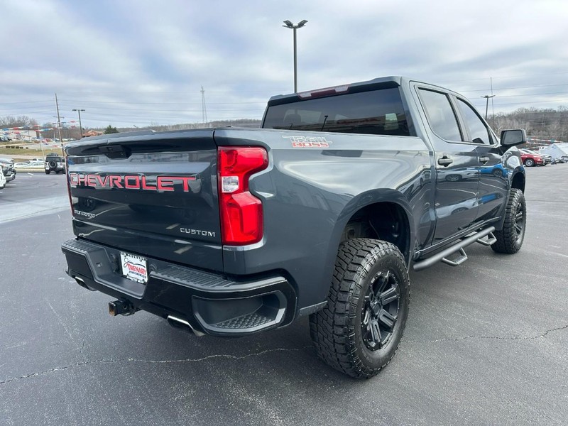 Chevrolet Silverado 1500 Vehicle Full-screen Gallery Image 03