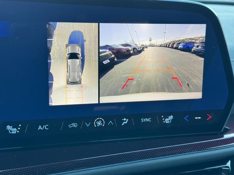 Chevrolet Traverse Vehicle Image 17