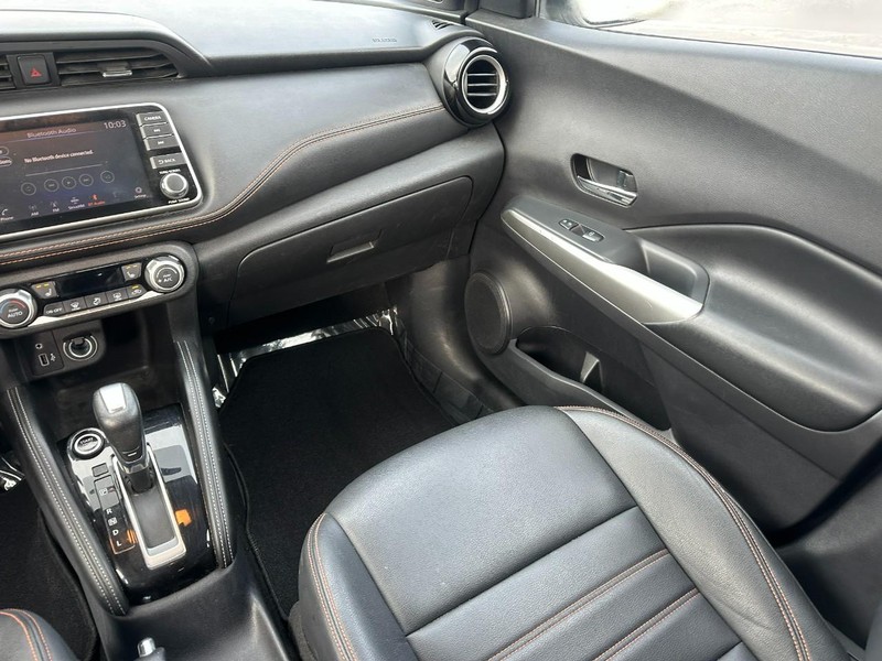 Nissan Kicks Vehicle Image 15