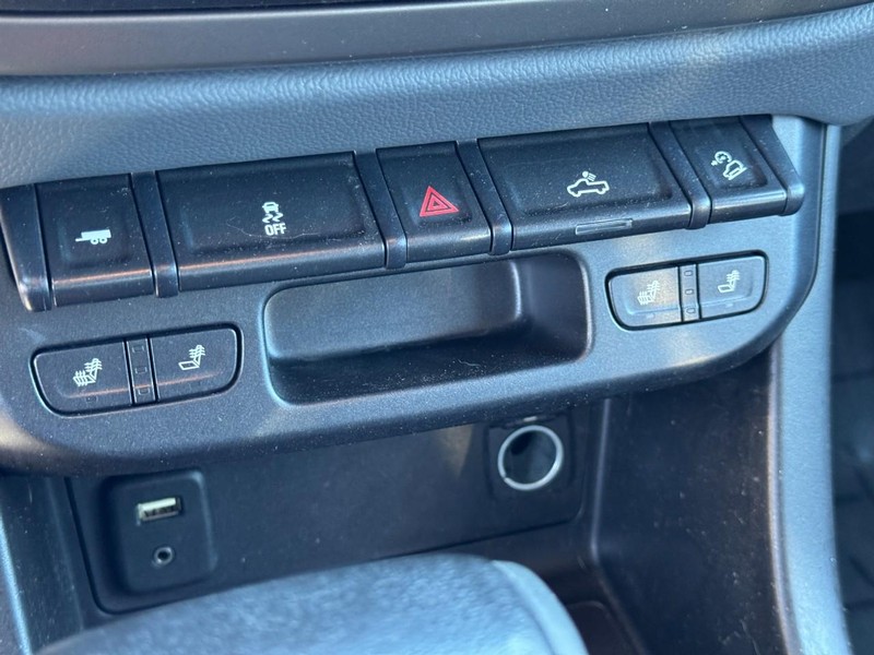 Chevrolet Colorado Vehicle Image 20