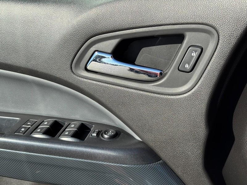 Chevrolet Colorado Vehicle Image 22
