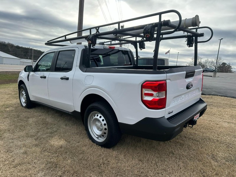 Ford Maverick Vehicle Image 06