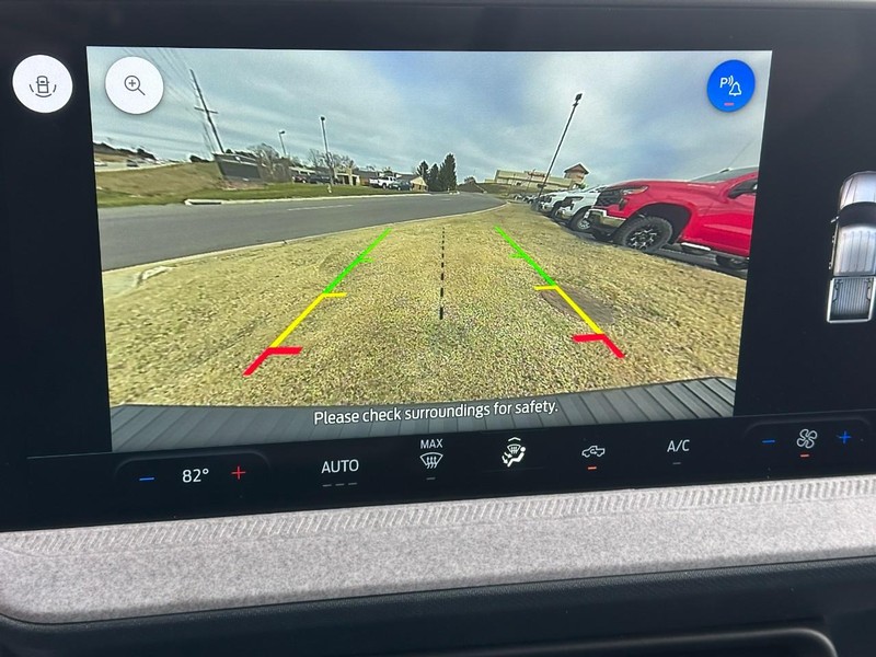 Ford Maverick Vehicle Image 21