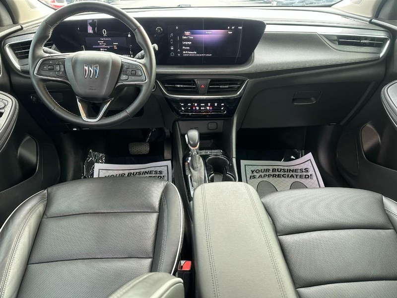Buick Encore GX Vehicle Full-screen Gallery Image 11