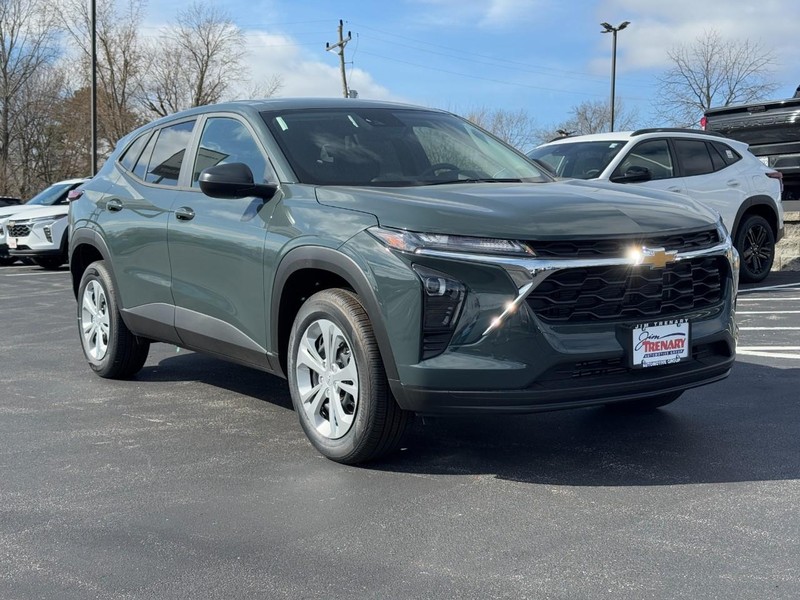 Chevrolet Trax Vehicle Image 02