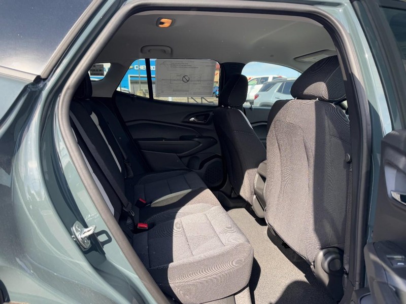 Chevrolet Trax Vehicle Image 06