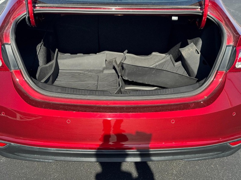 Chevrolet Malibu Vehicle Image 04