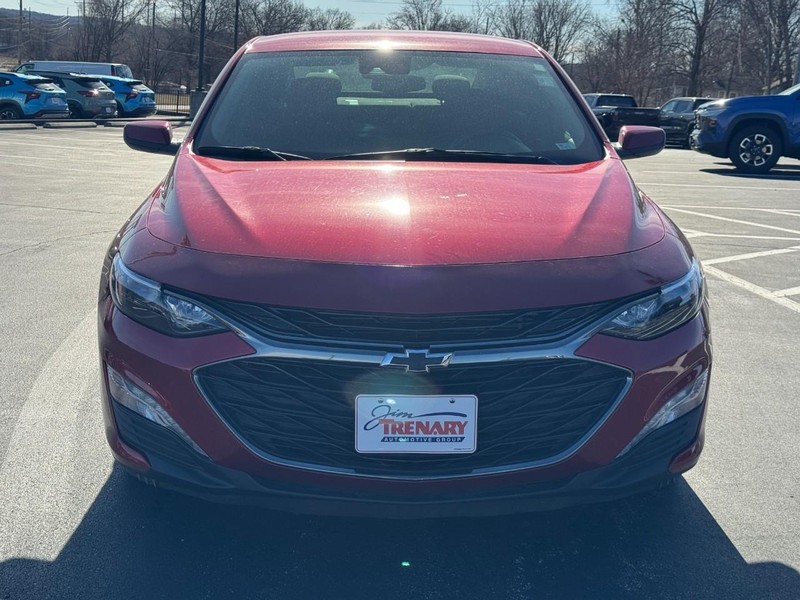 Chevrolet Malibu Vehicle Image 09