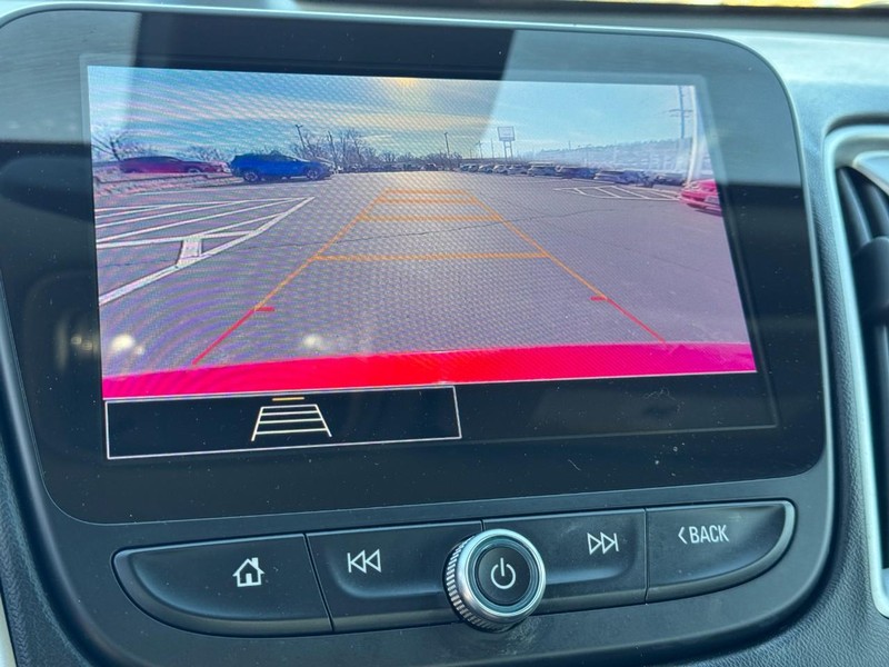 Chevrolet Malibu Vehicle Image 20