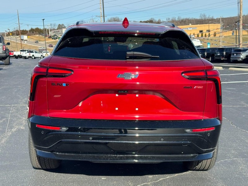 Chevrolet Blazer EV Vehicle Image 05