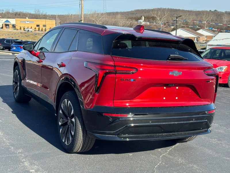 Chevrolet Blazer EV Vehicle Image 06