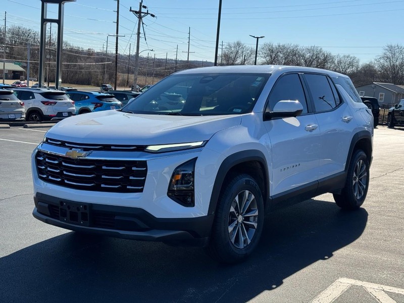 Chevrolet Equinox Vehicle Image 08