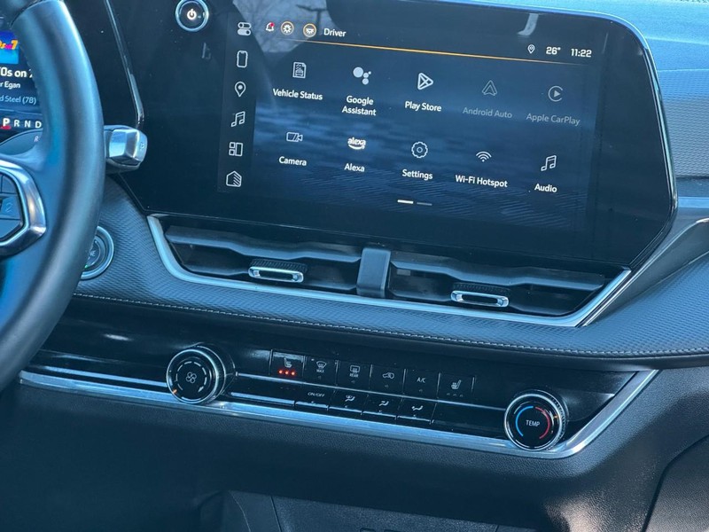 Chevrolet Equinox Vehicle Image 13