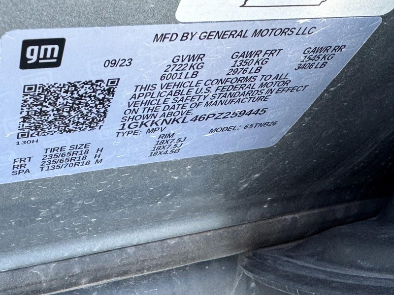 GMC Acadia Vehicle Image 25