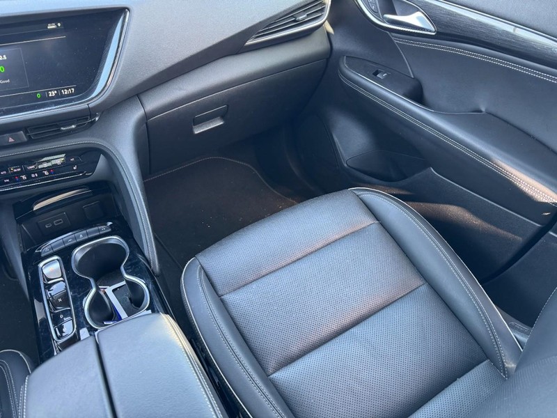 Buick Envision Vehicle Full-screen Gallery Image 14