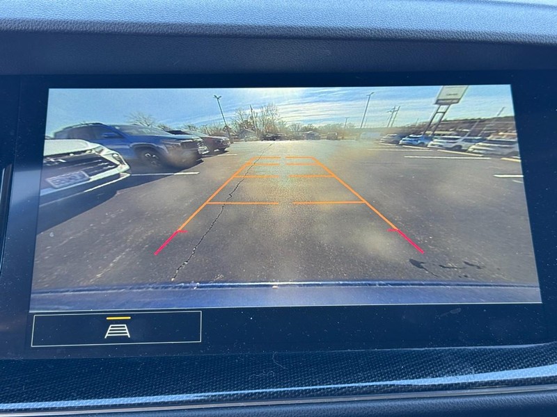 Buick Envision Vehicle Full-screen Gallery Image 20