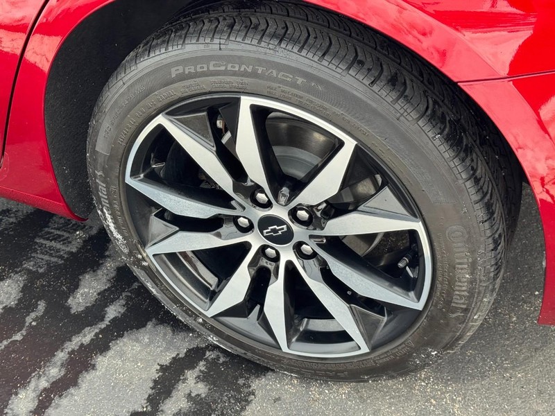 Chevrolet Malibu Vehicle Image 07