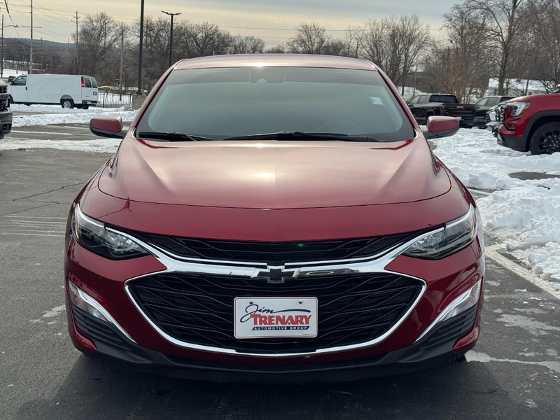 Chevrolet Malibu Vehicle Image 09