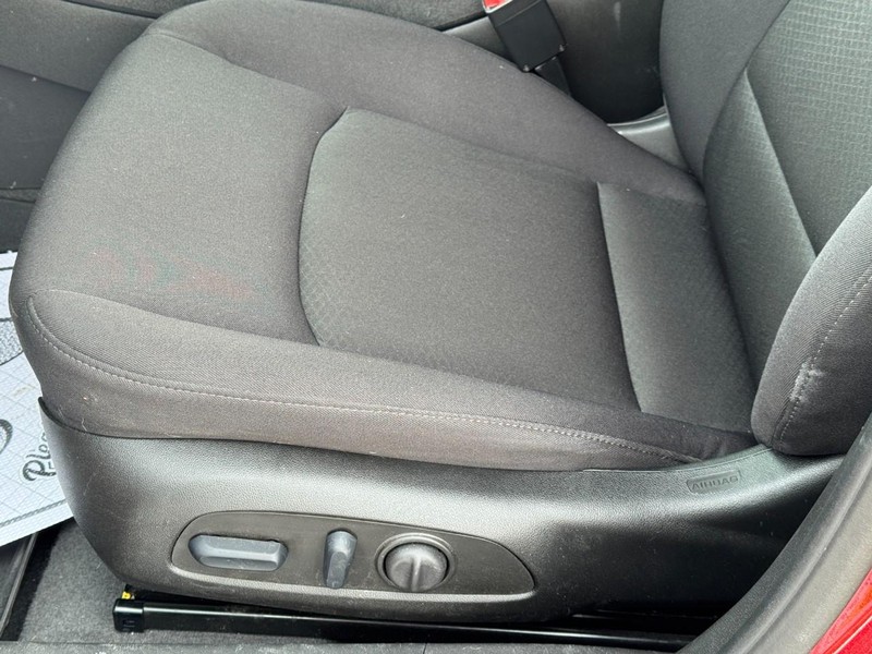 Chevrolet Malibu Vehicle Image 22