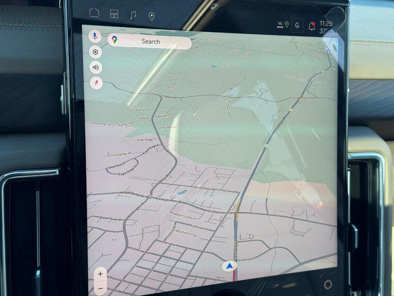 GMC Yukon XL Vehicle Image 22