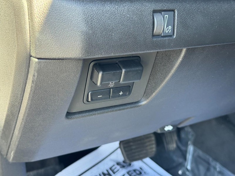 Chevrolet Colorado Vehicle Full-screen Gallery Image 16