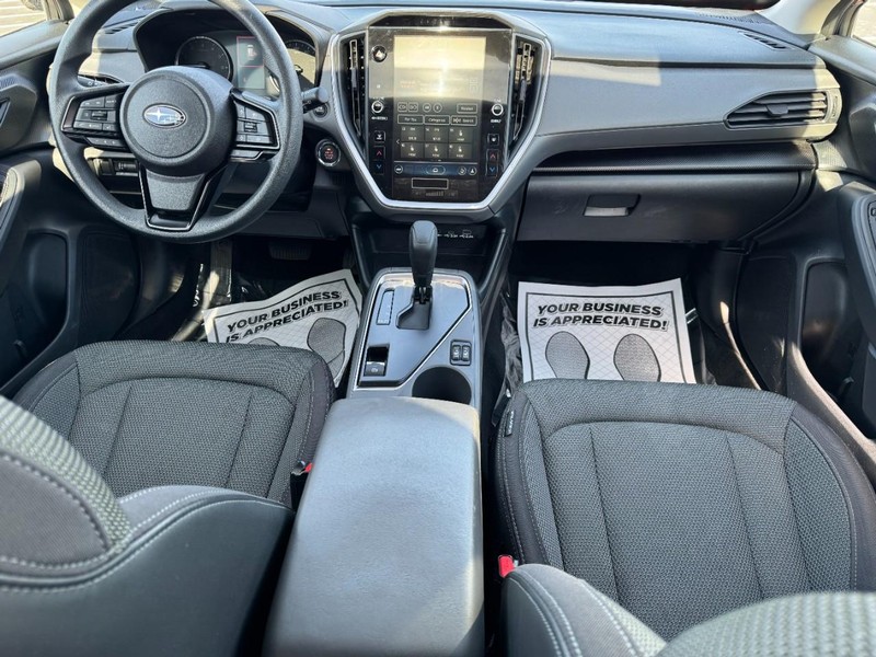 Subaru Crosstrek Vehicle Image 11