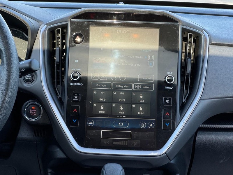 Subaru Crosstrek Vehicle Image 13