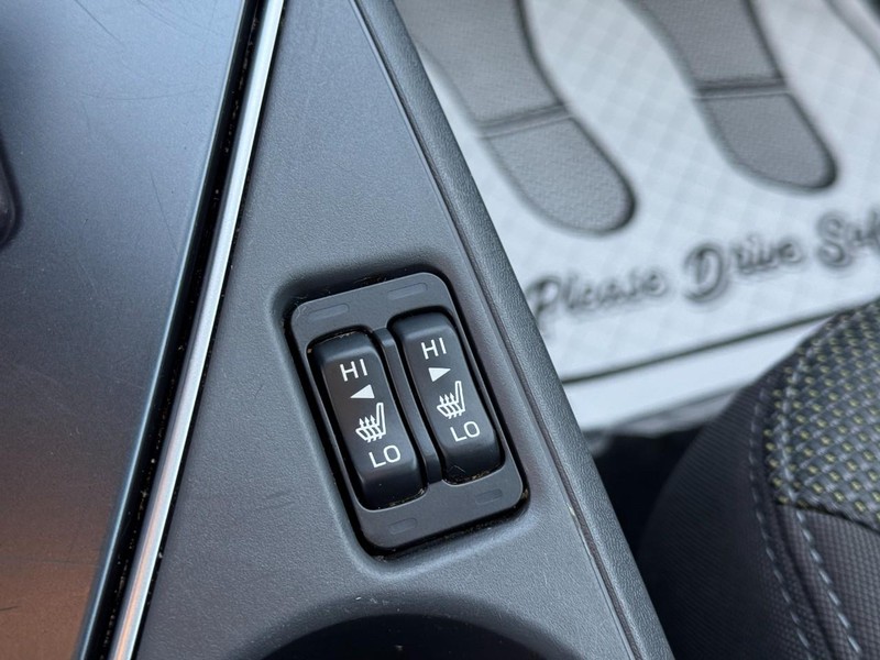 Subaru Crosstrek Vehicle Image 18