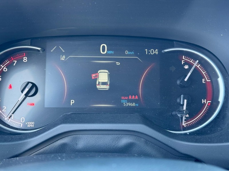 Toyota RAV4 Vehicle Image 19