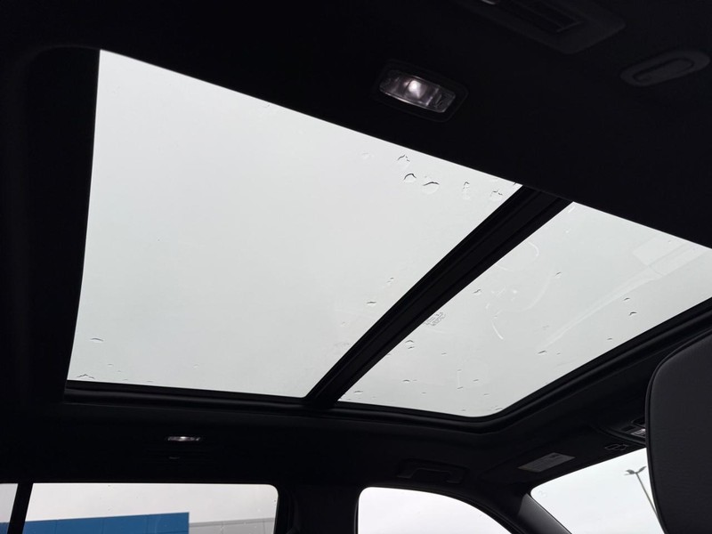 GMC Yukon Vehicle Image 08