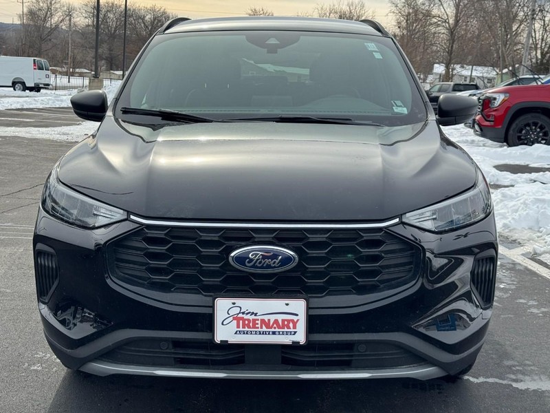 Ford Escape Vehicle Image 09