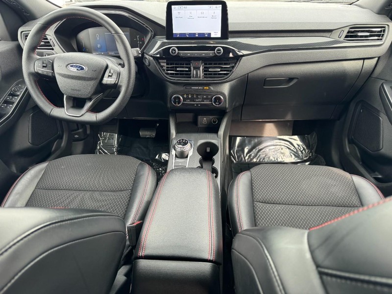 Ford Escape Vehicle Image 11