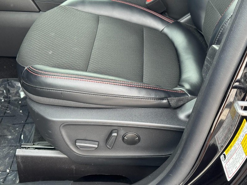 Ford Escape Vehicle Image 25