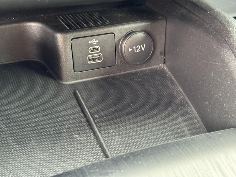 Ford Escape Vehicle Image 22