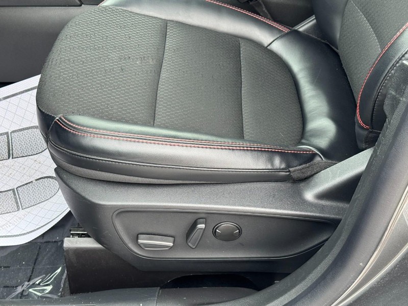 Ford Escape Vehicle Image 25