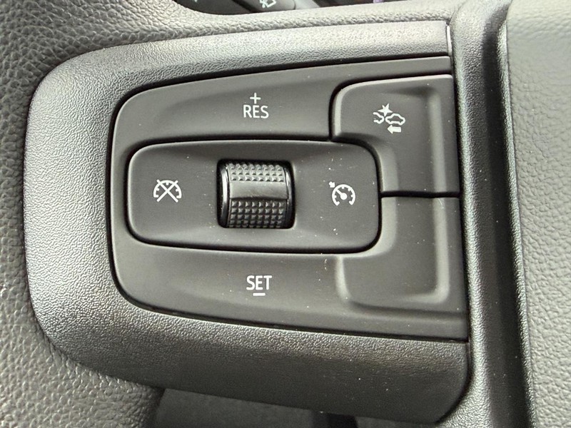 GMC Sierra 1500 Vehicle Image 09