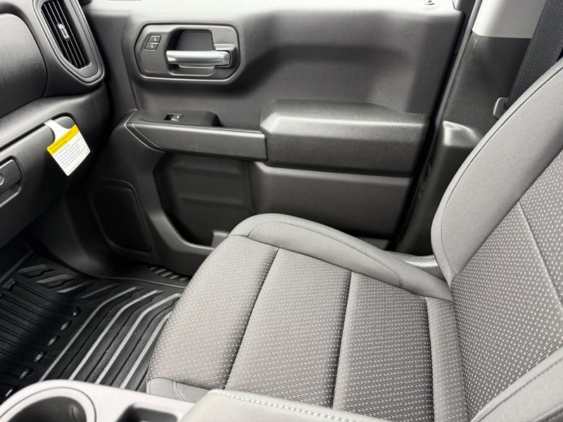 GMC Sierra 1500 Vehicle Image 14