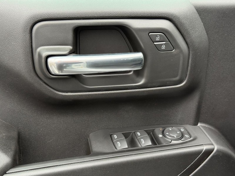 GMC Sierra 1500 Vehicle Image 16