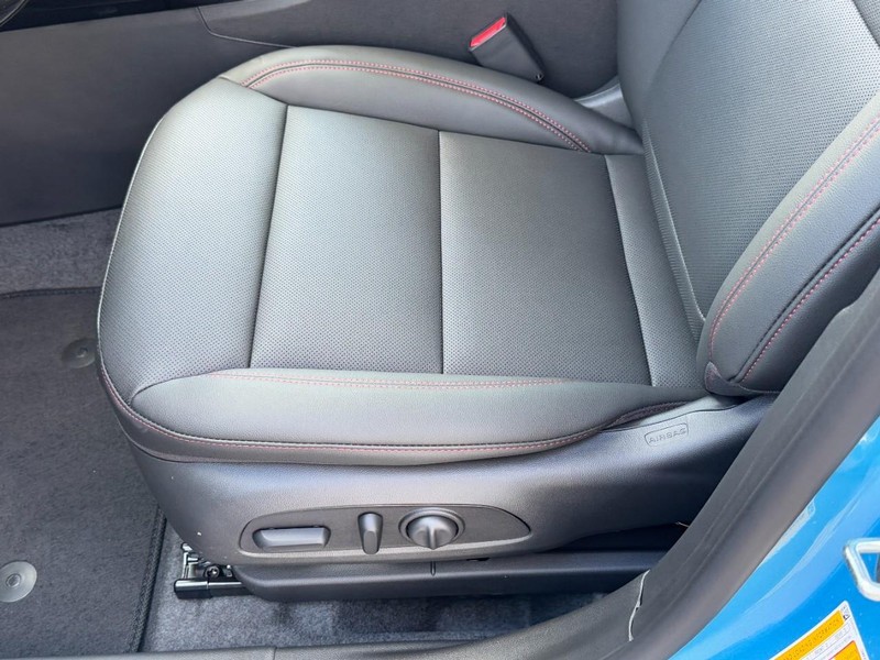 Chevrolet Trax Vehicle Image 15