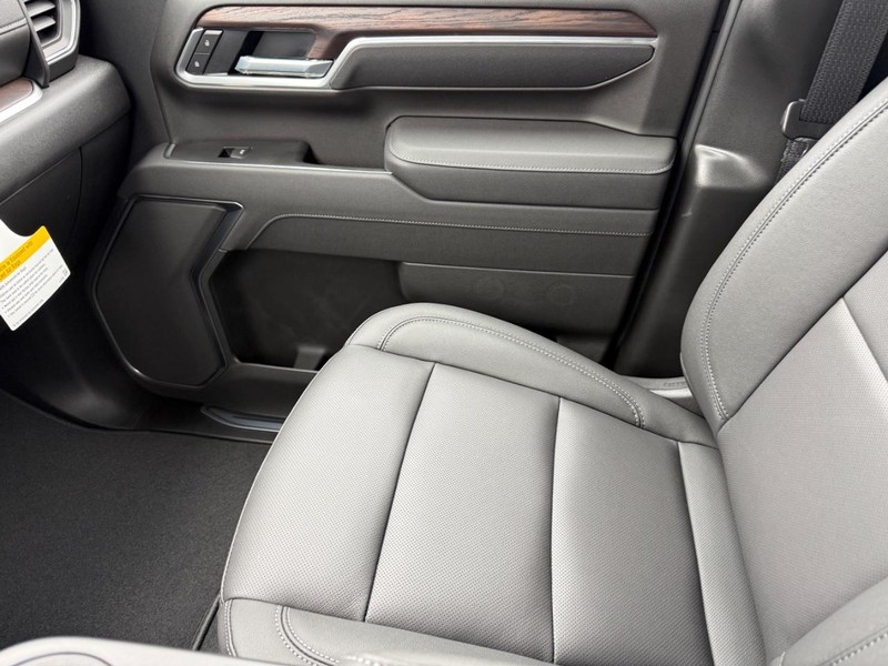 GMC Sierra 2500HD Vehicle Image 15