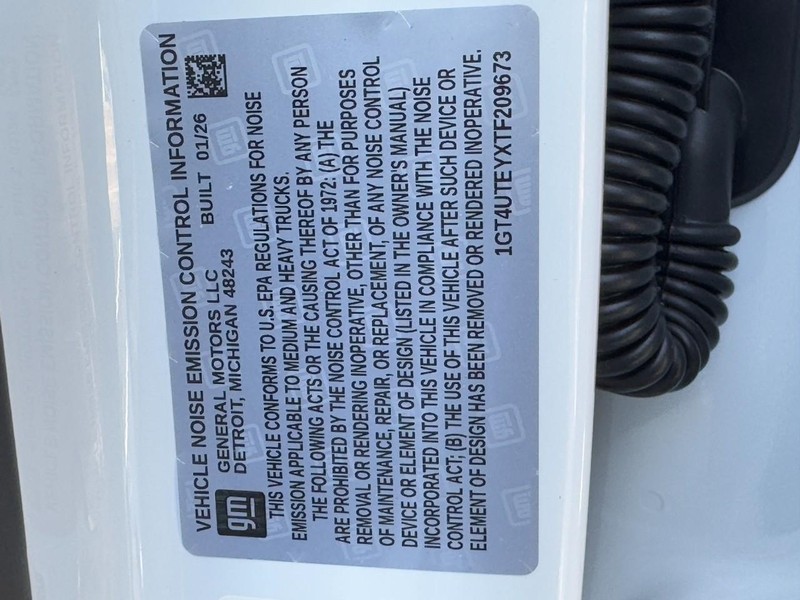 GMC Sierra 3500HD Vehicle Image 16