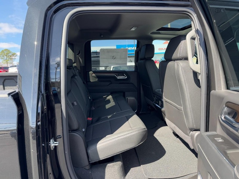 GMC Sierra 3500HD Vehicle Image 06